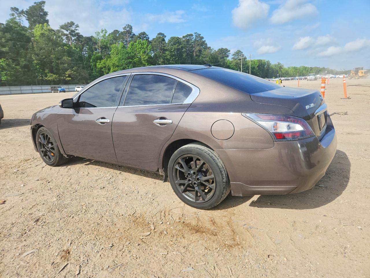 2014 NISSAN Maxima