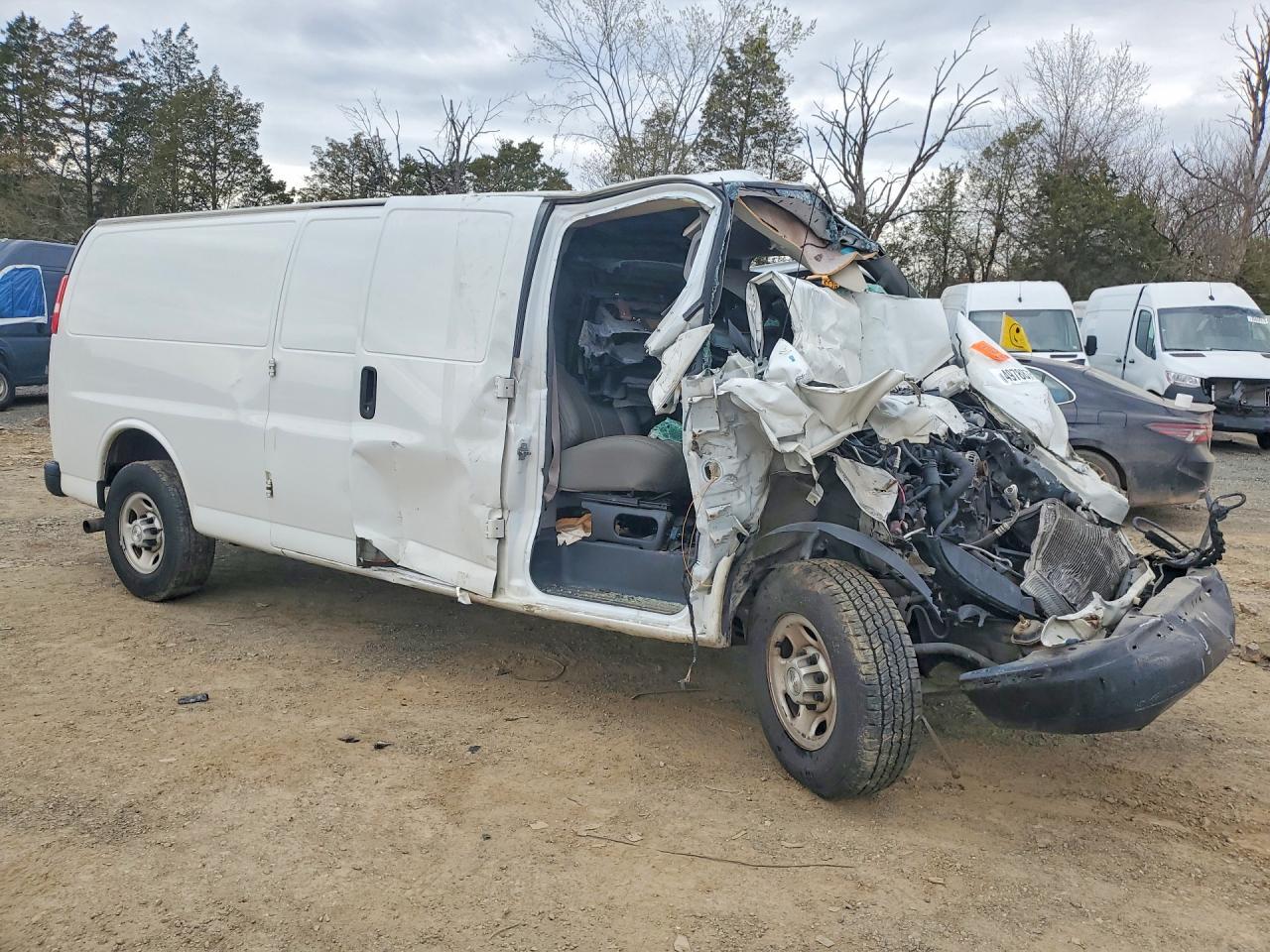 2019 CHEVROLET EXPRESS 2500