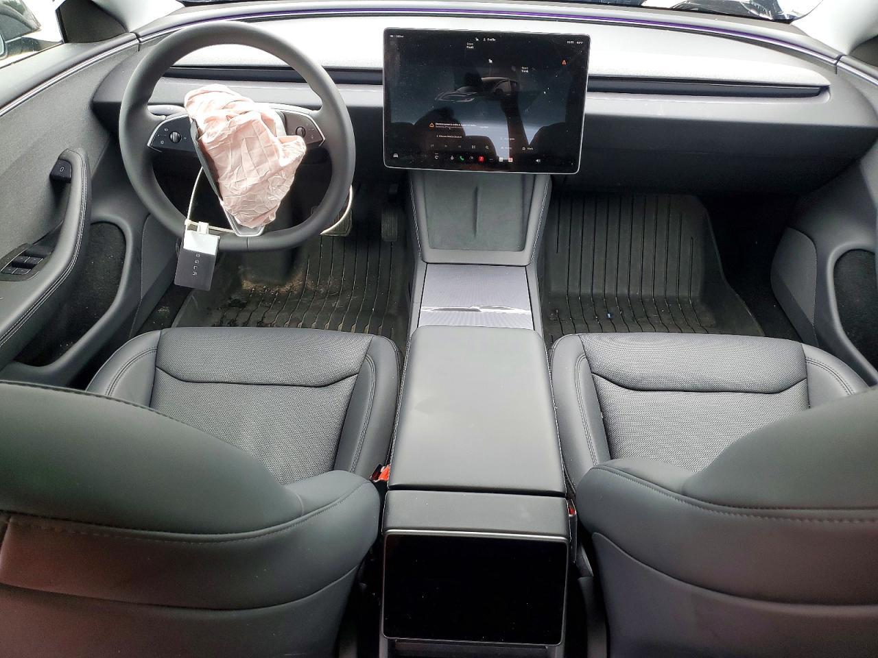 2026 TESLA MODEL 3