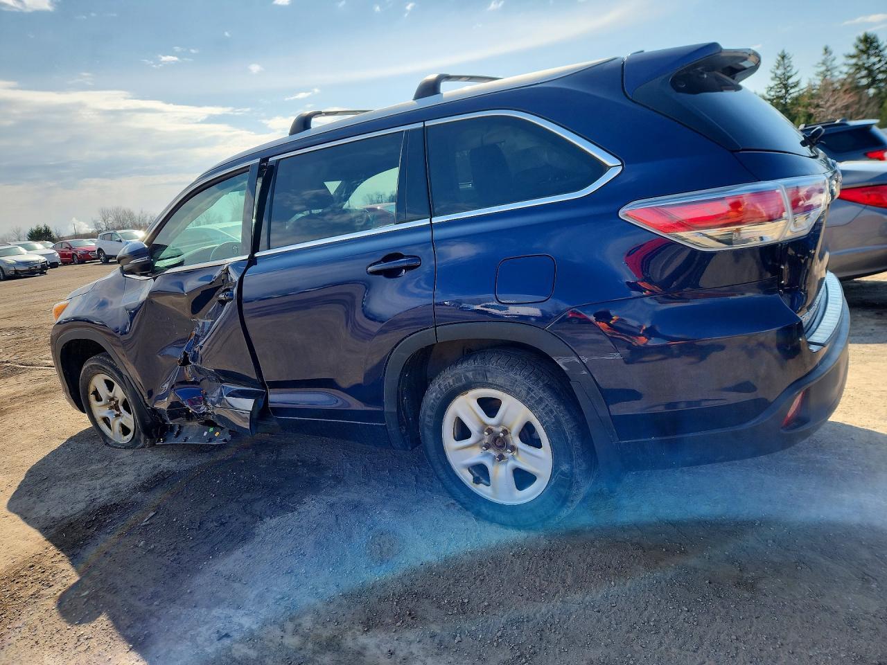 2016 TOYOTA HIGHLANDER