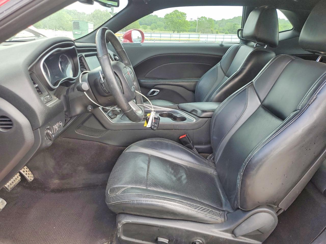 2017 DODGE Challenger