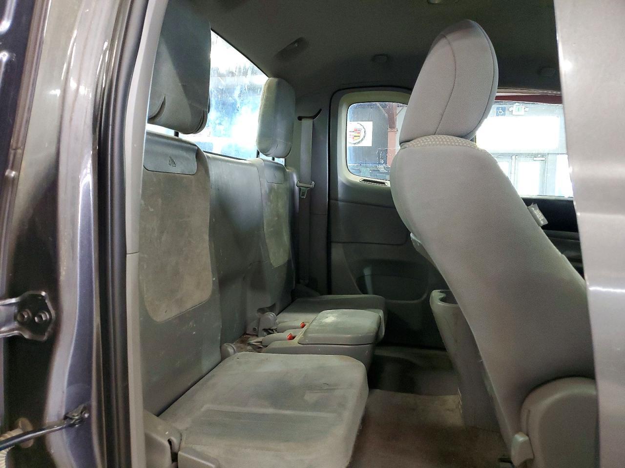 2011 TOYOTA TACOMA