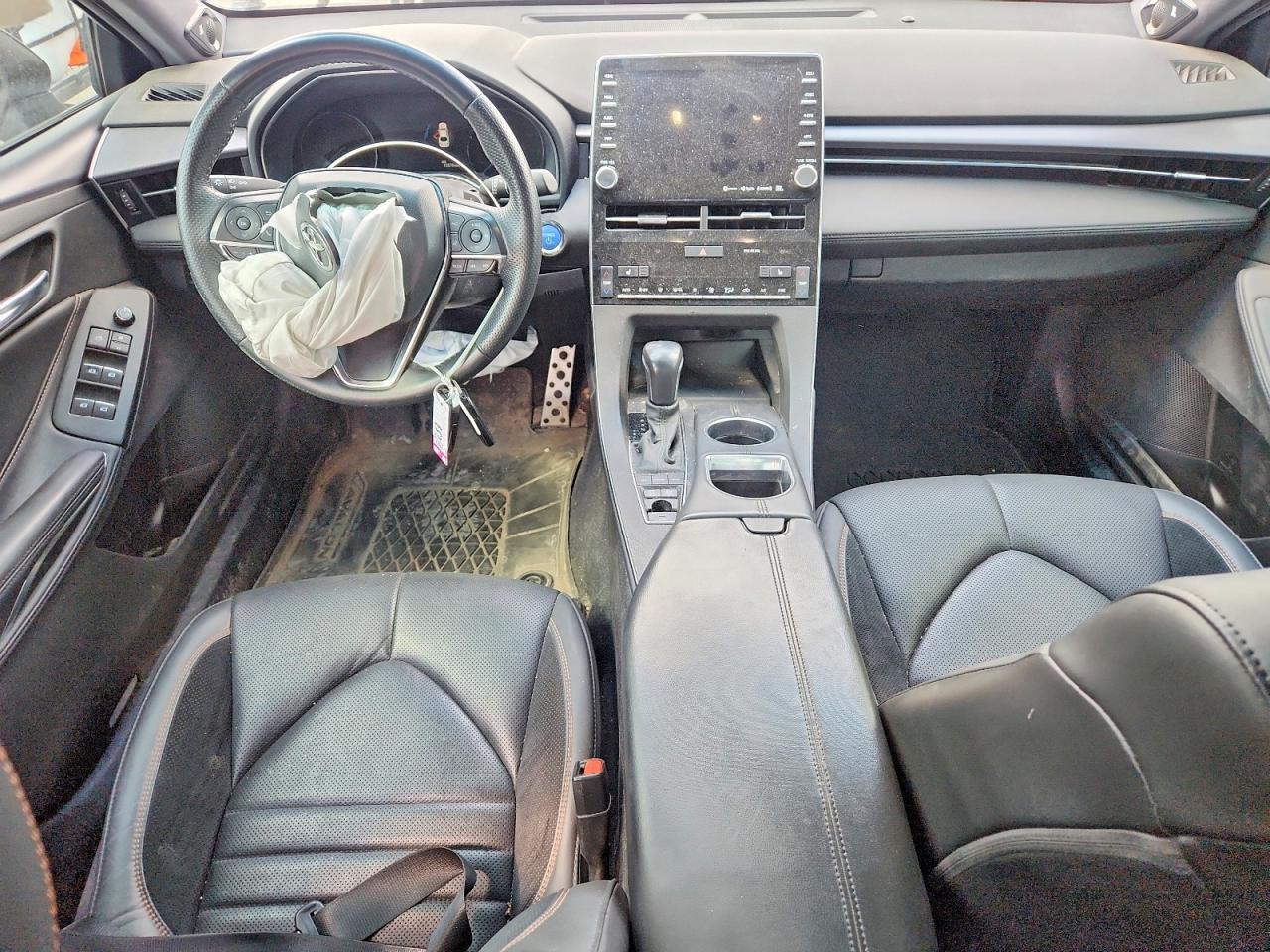 2022 TOYOTA Avalon