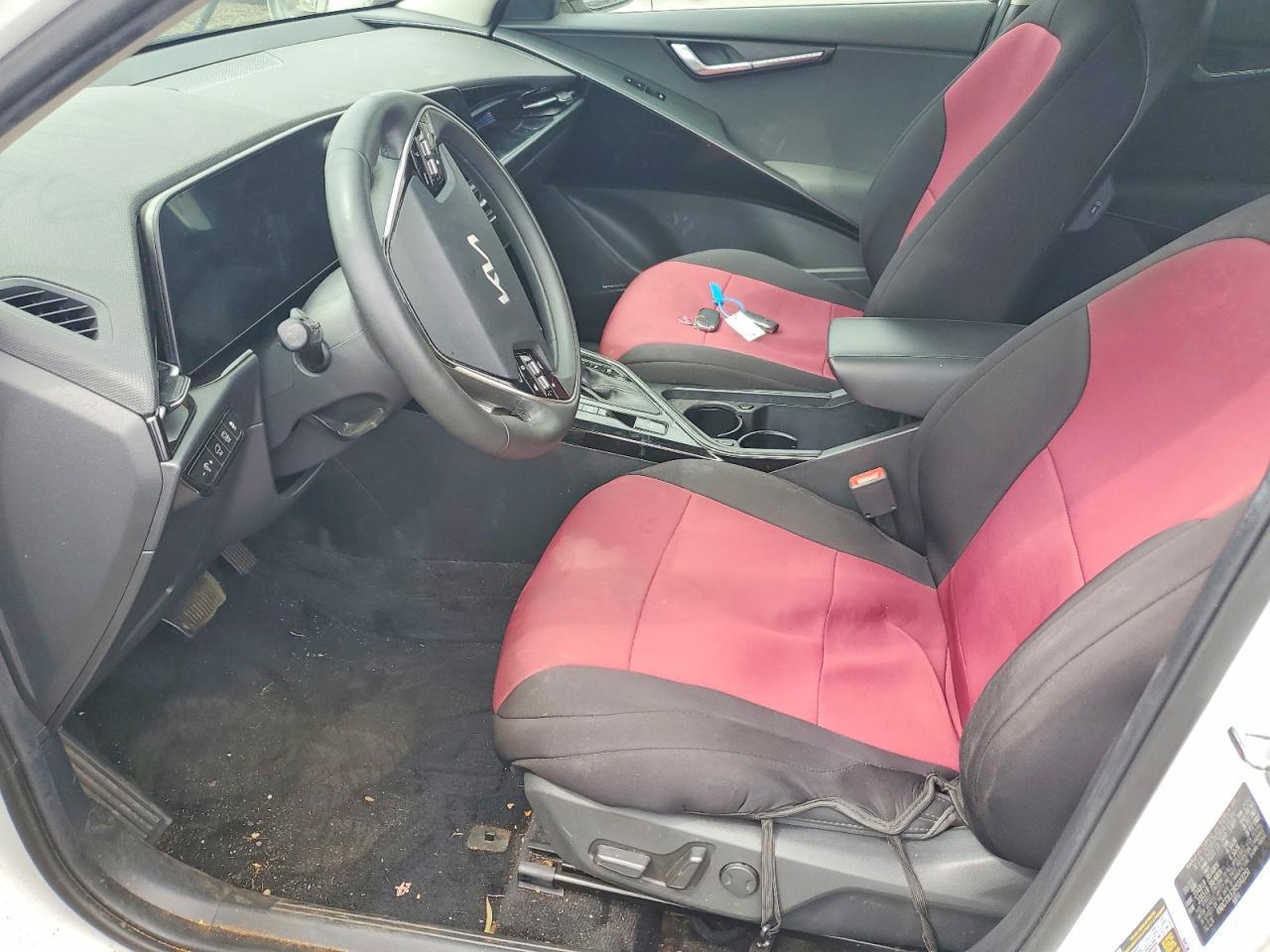 2024 KIA Niro