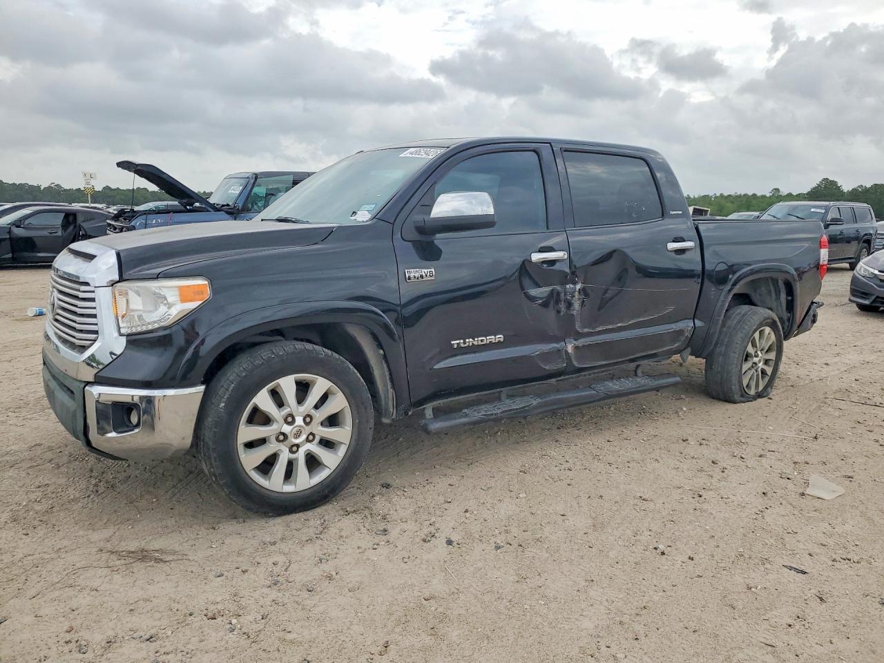 2016 TOYOTA TUNDRA