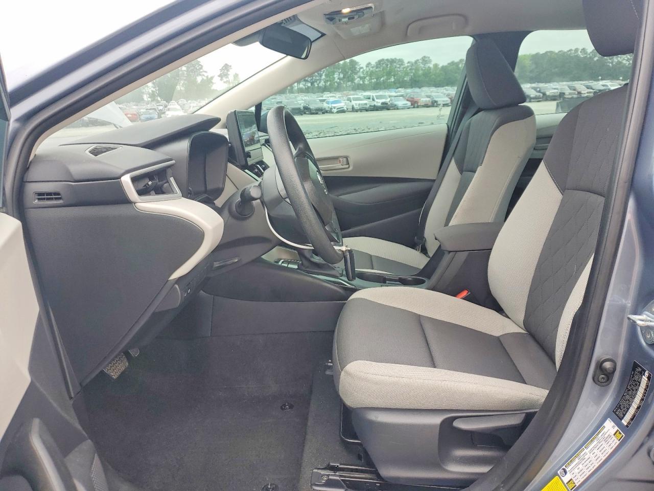 2025 TOYOTA COROLLA