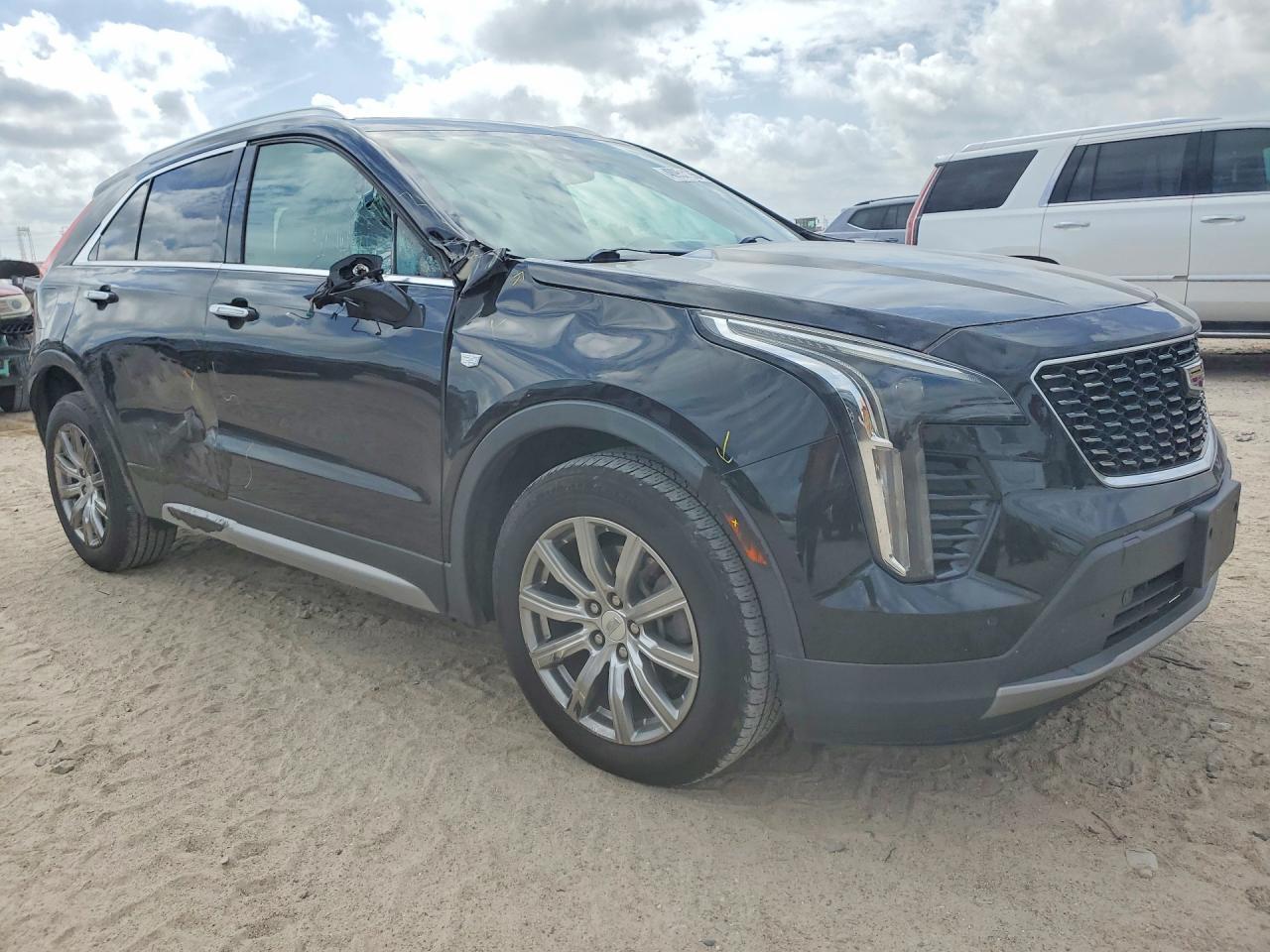 2020 CADILLAC XT4