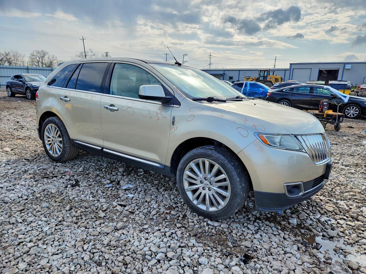 2011 LINCOLN MKX