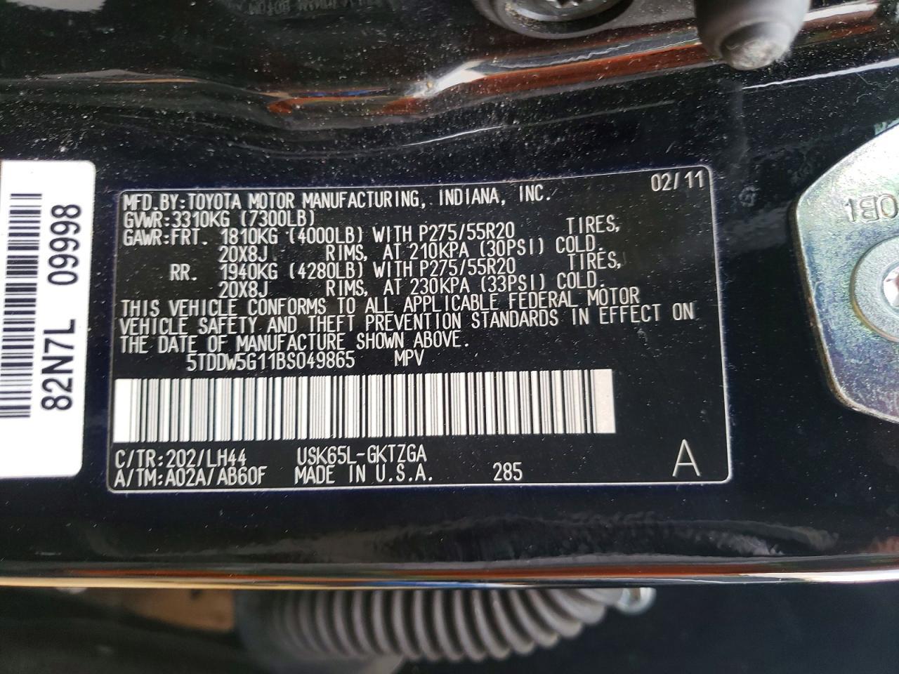 2011 TOYOTA Sequoia