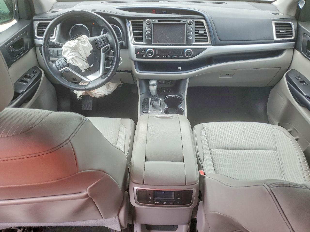 2018 TOYOTA HIGHLANDER