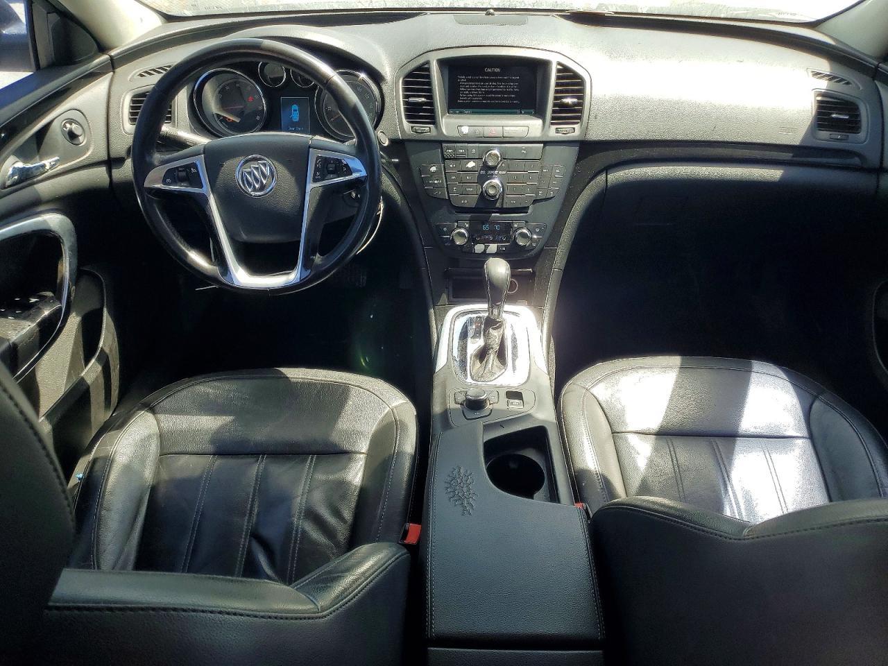2011 BUICK Regal