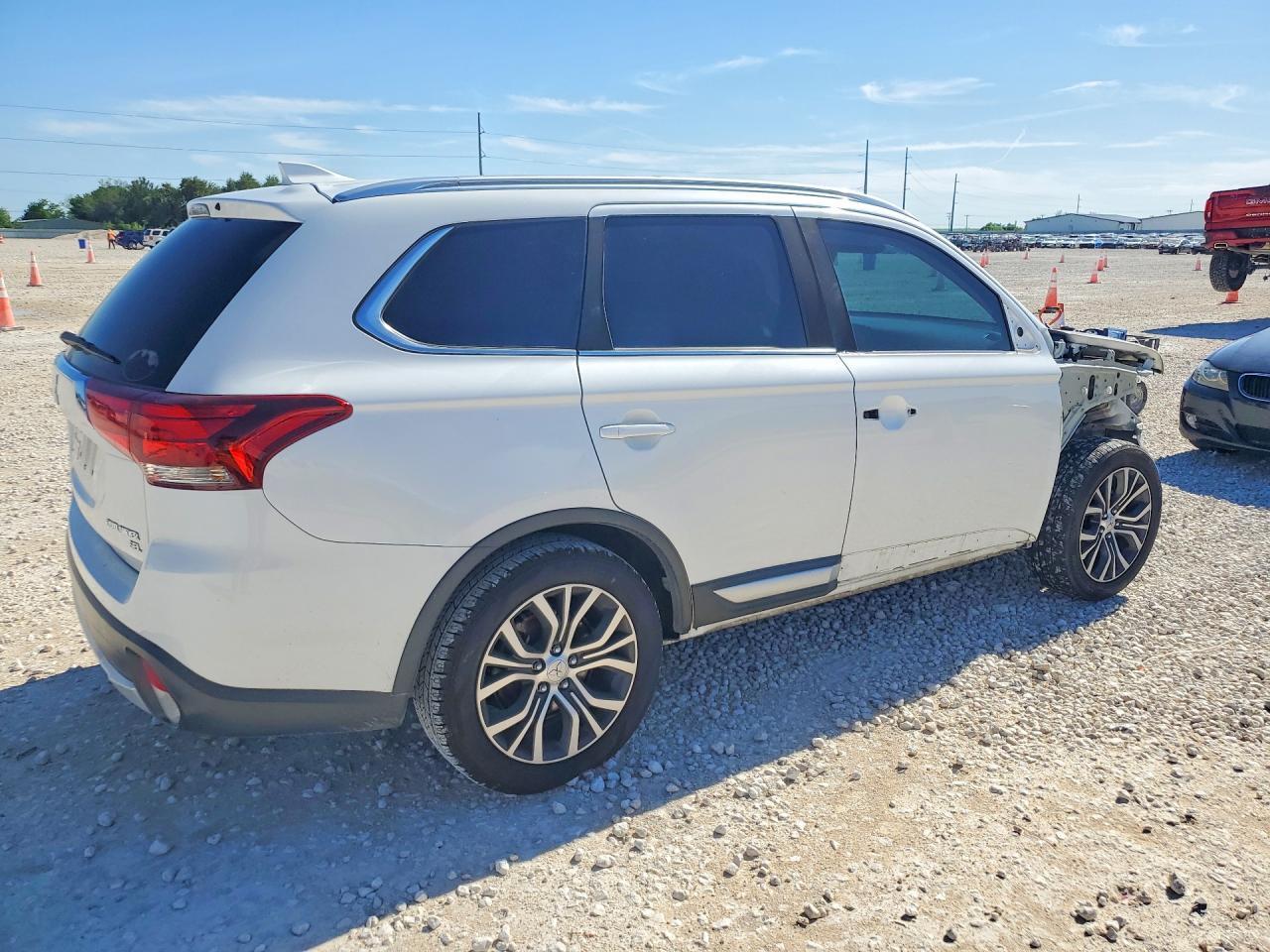 2017 MITSUBISHI outlander