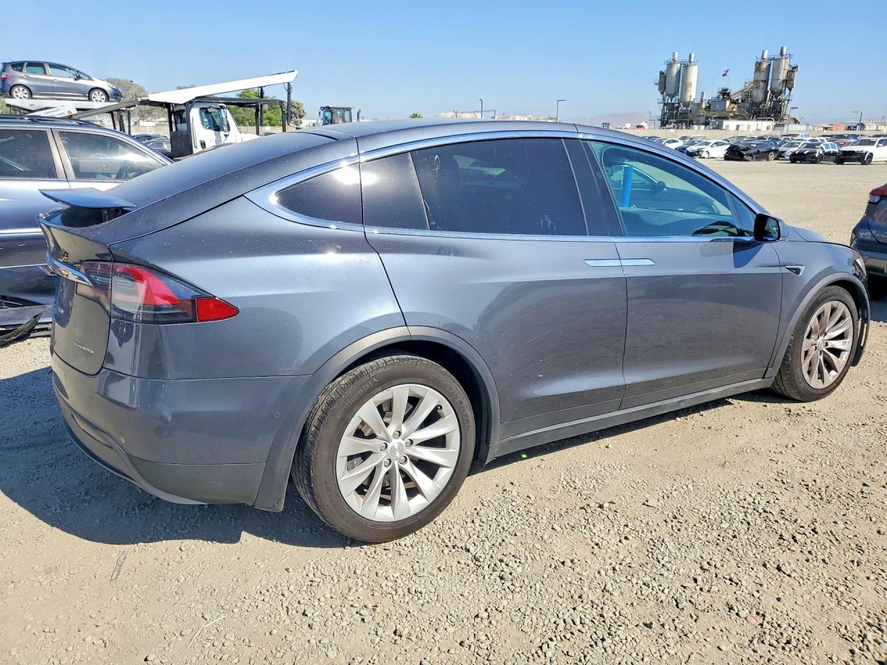 2020 TESLA MODEL X