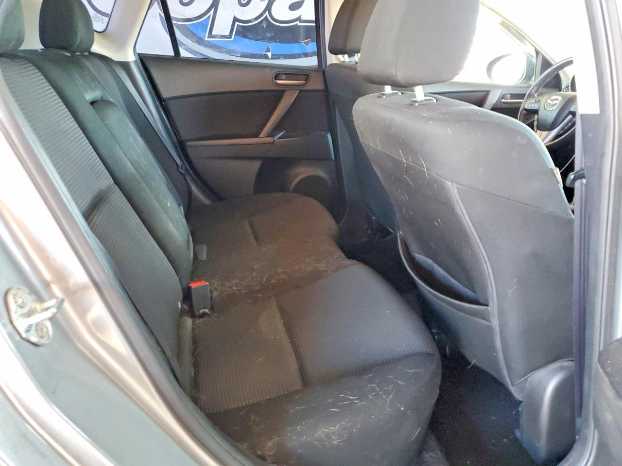 2013 MAZDA 3