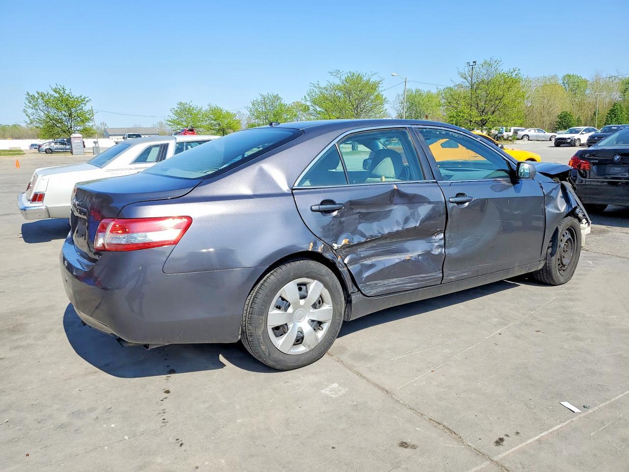 2010 TOYOTA CAMRY
