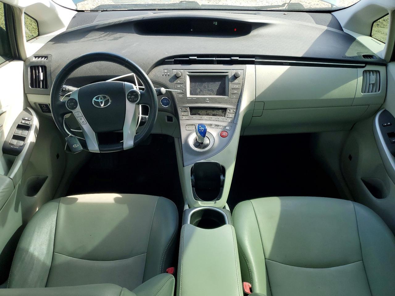2013 TOYOTA PRIUS