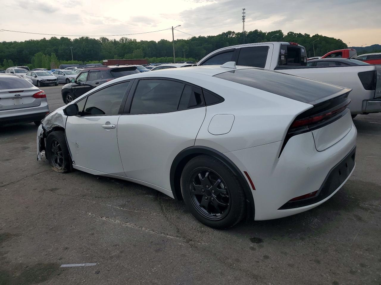 2024 TOYOTA PRIUS