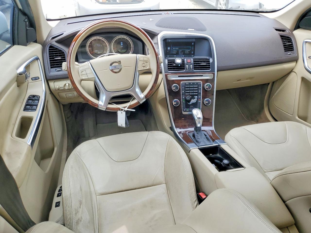 2013 VOLVO XC60