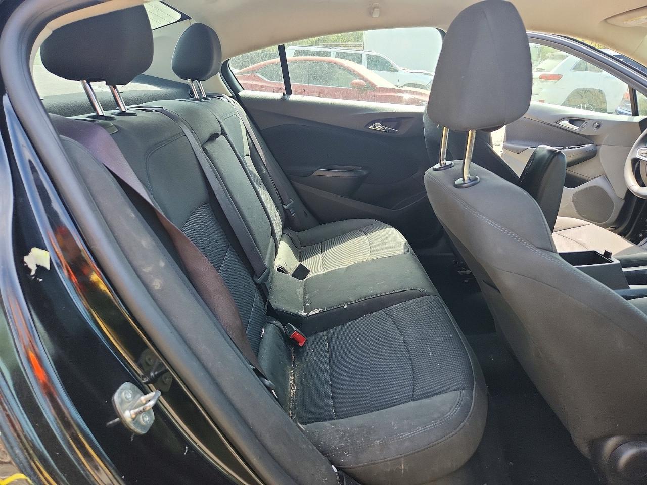 2017 CHEVROLET CRUZE