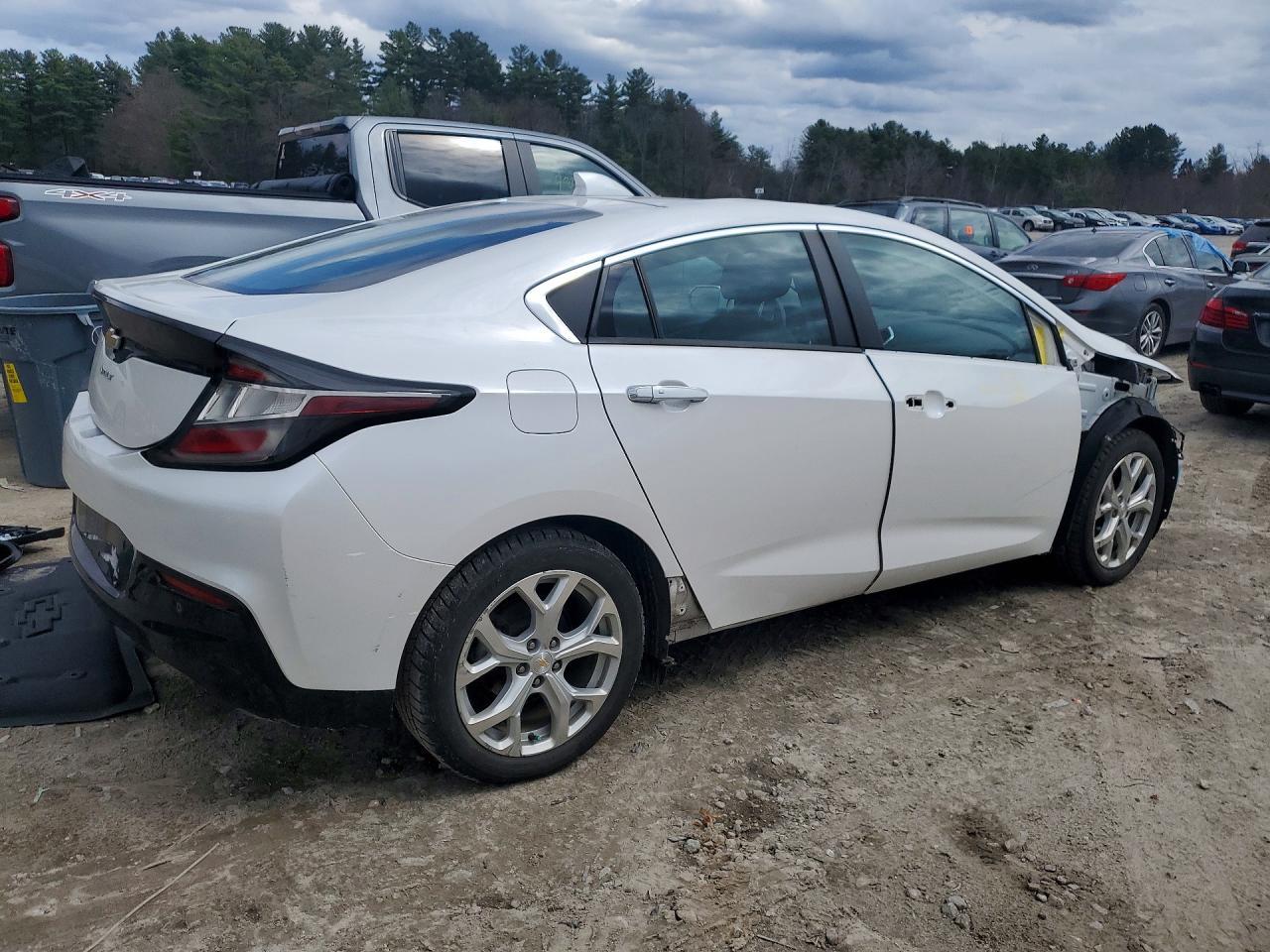 2017 CHEVROLET VOLT