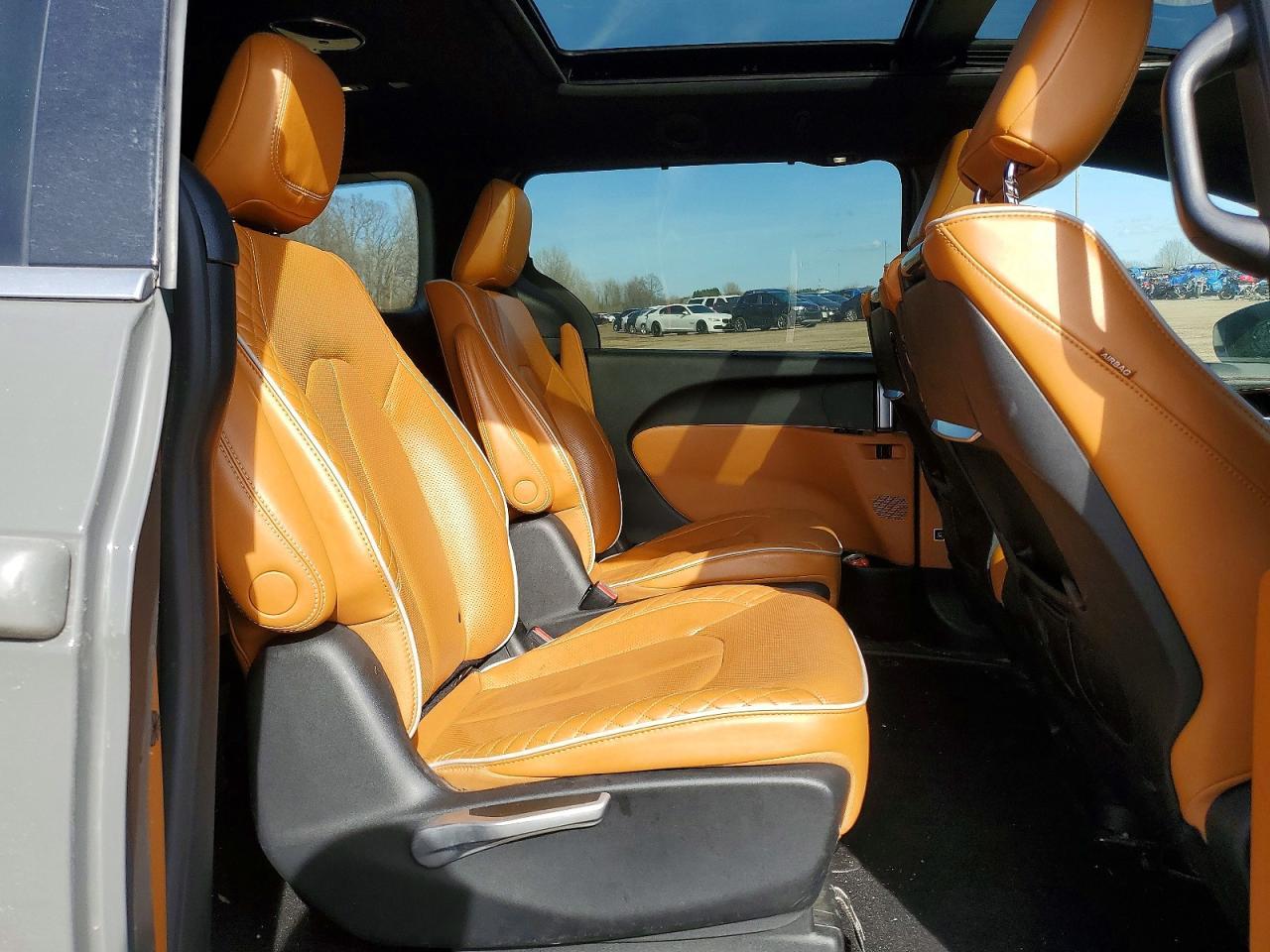2021 CHRYSLER Pacifica