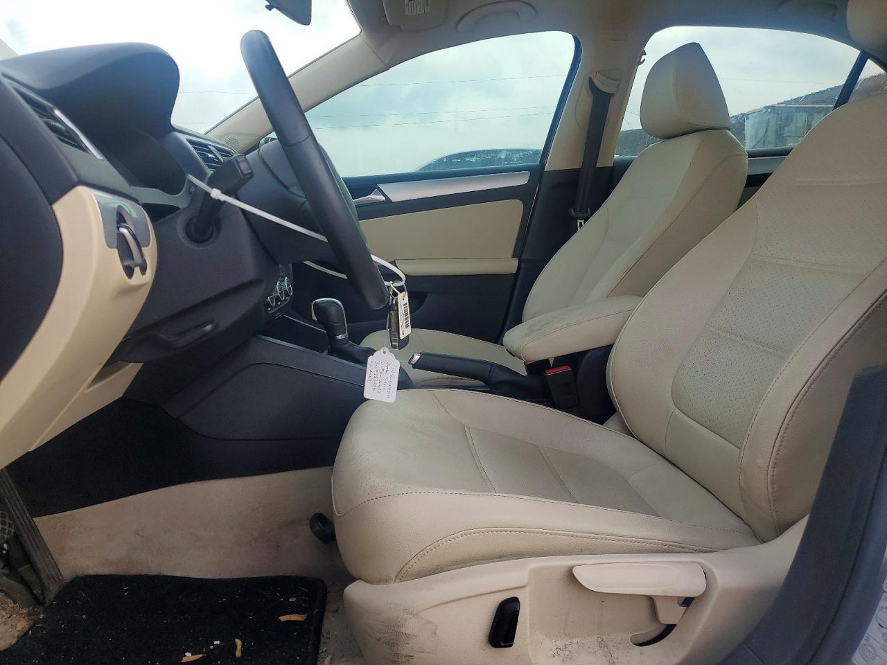 2014 VOLKSWAGEN JETTA