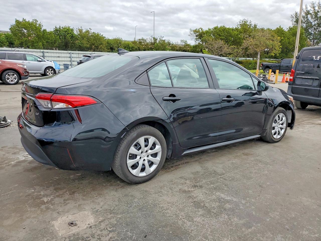 2023 TOYOTA COROLLA