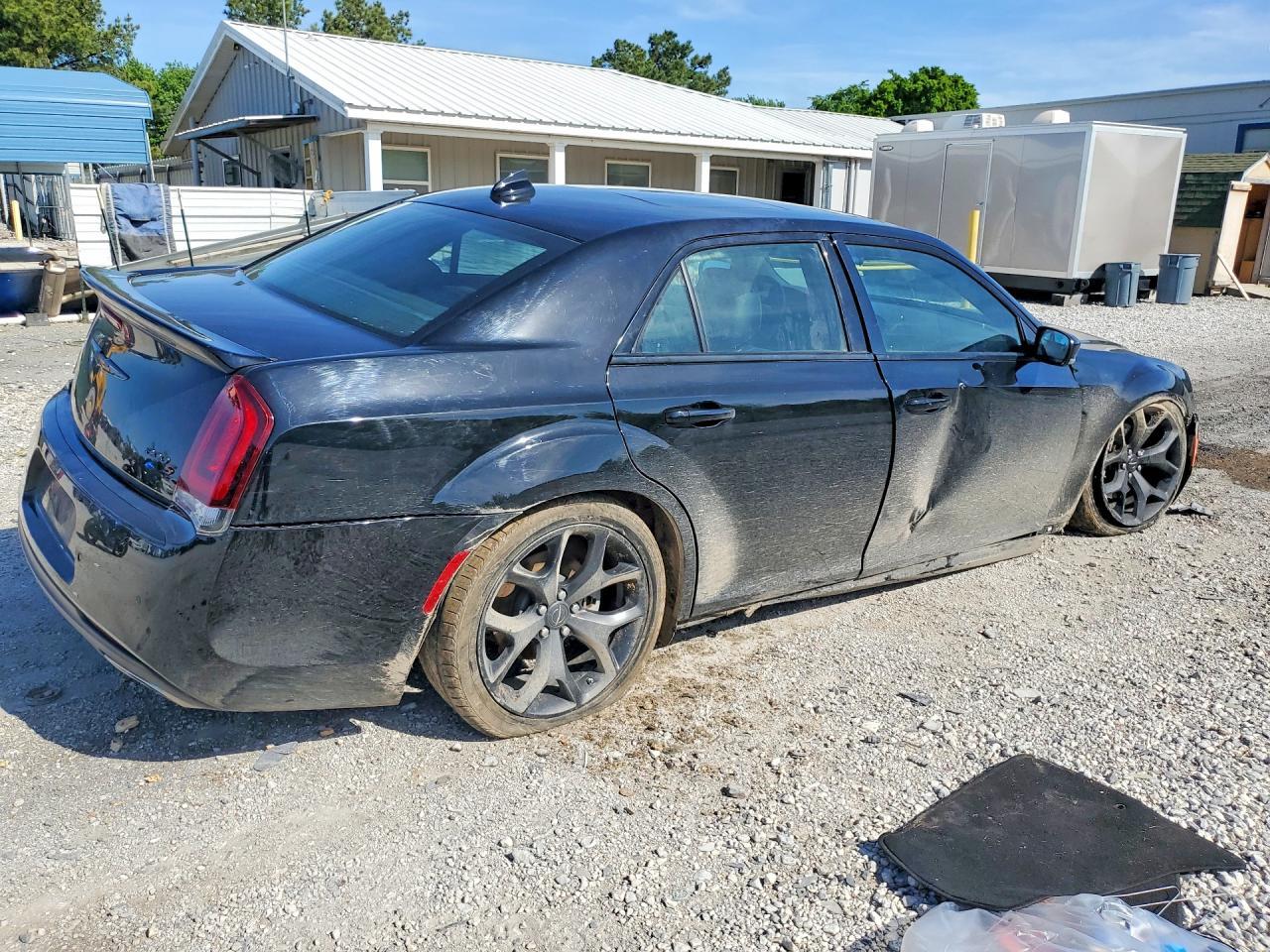 2022 CHRYSLER 300