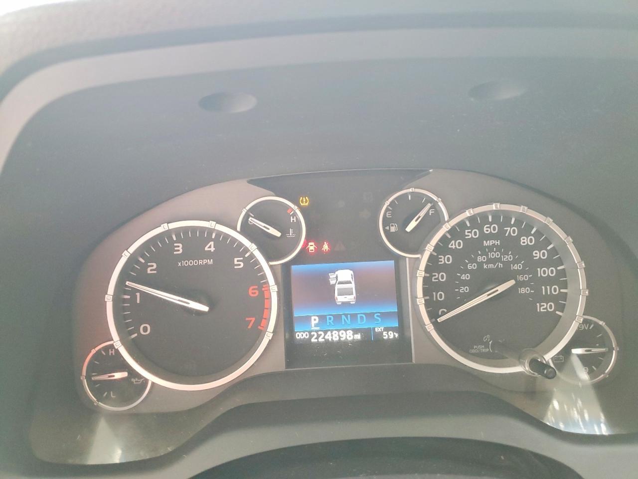 2016 TOYOTA TUNDRA