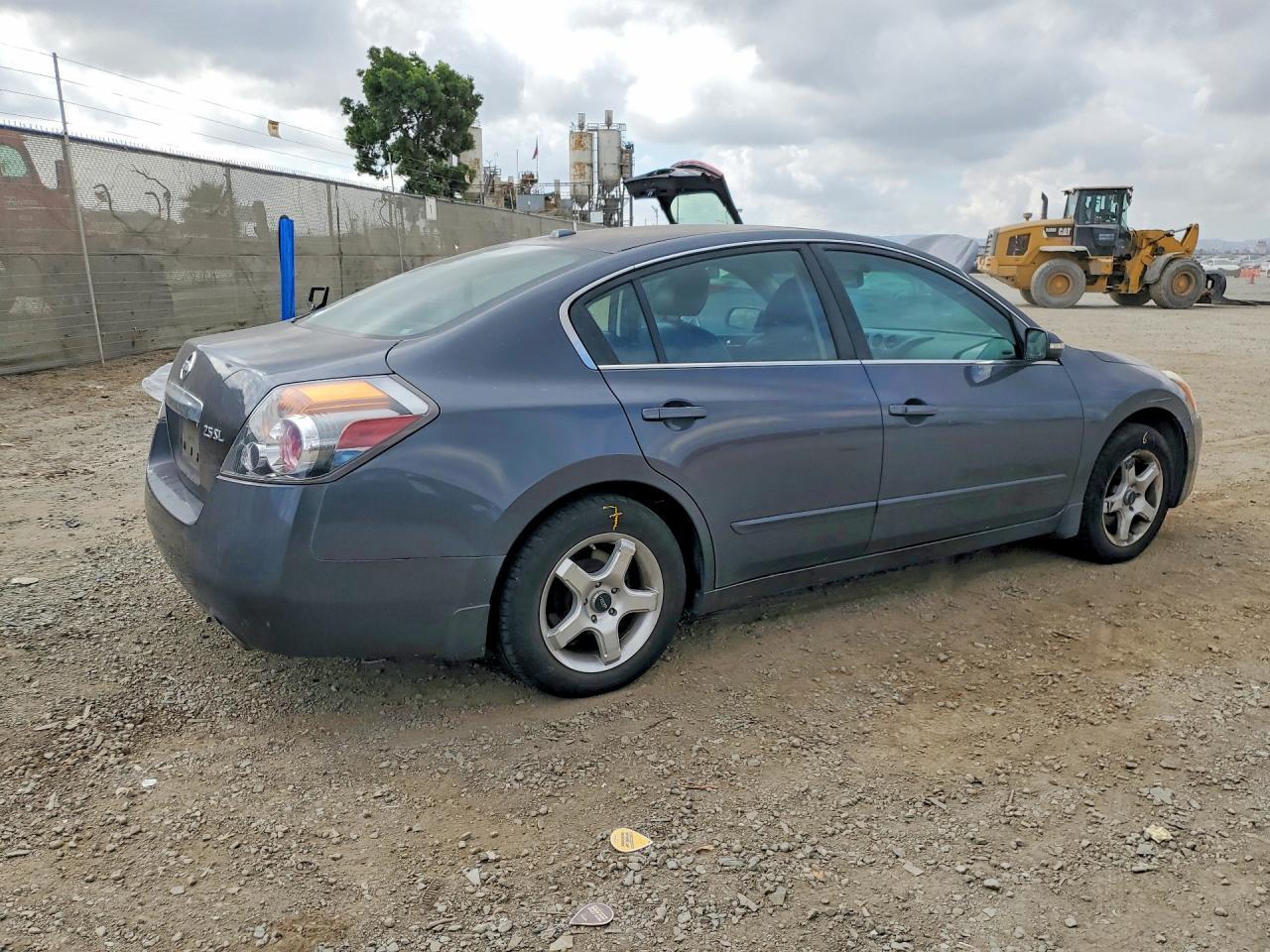 2010 NISSAN ALTIMA