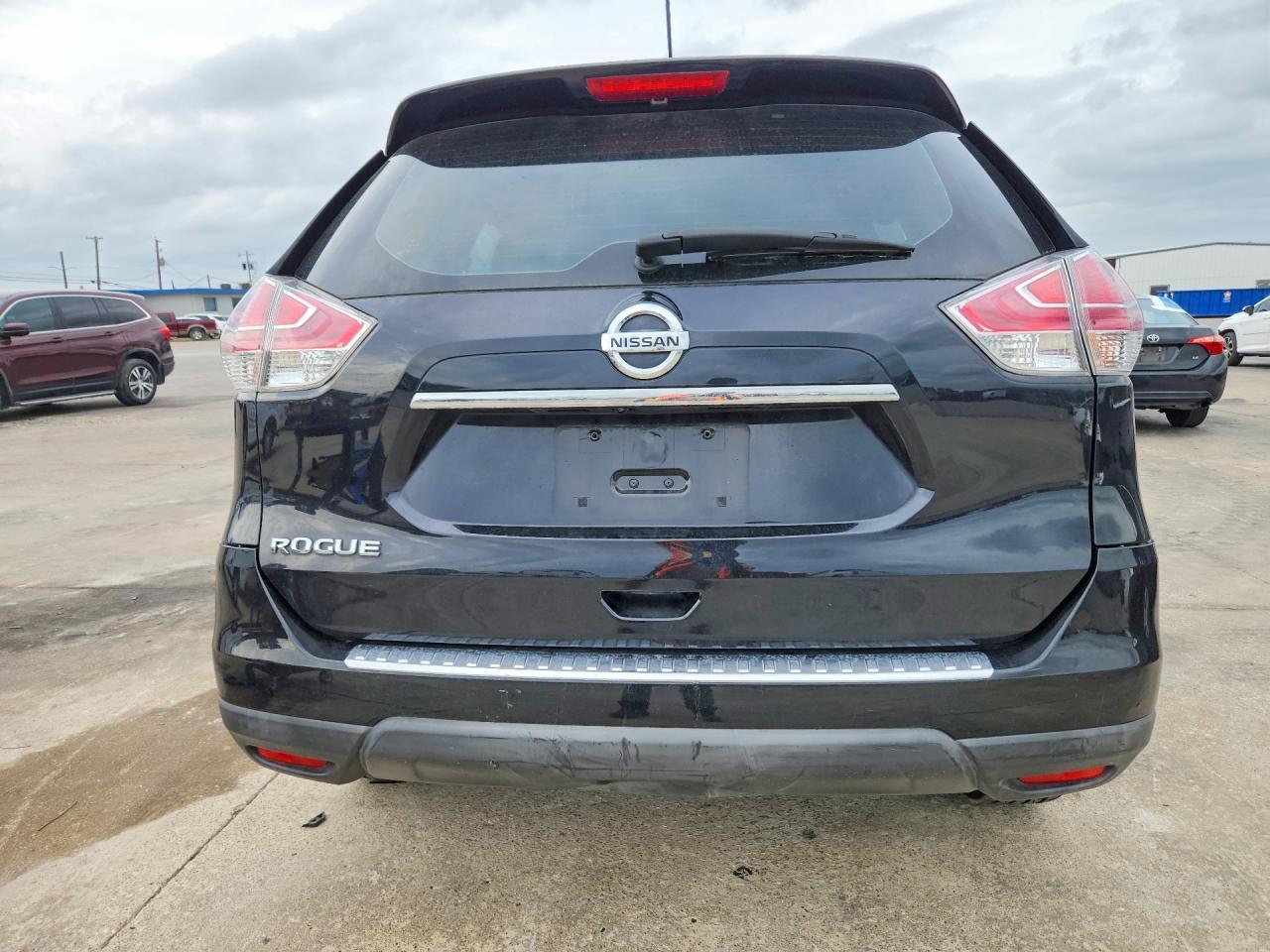 2016 NISSAN ROGUE