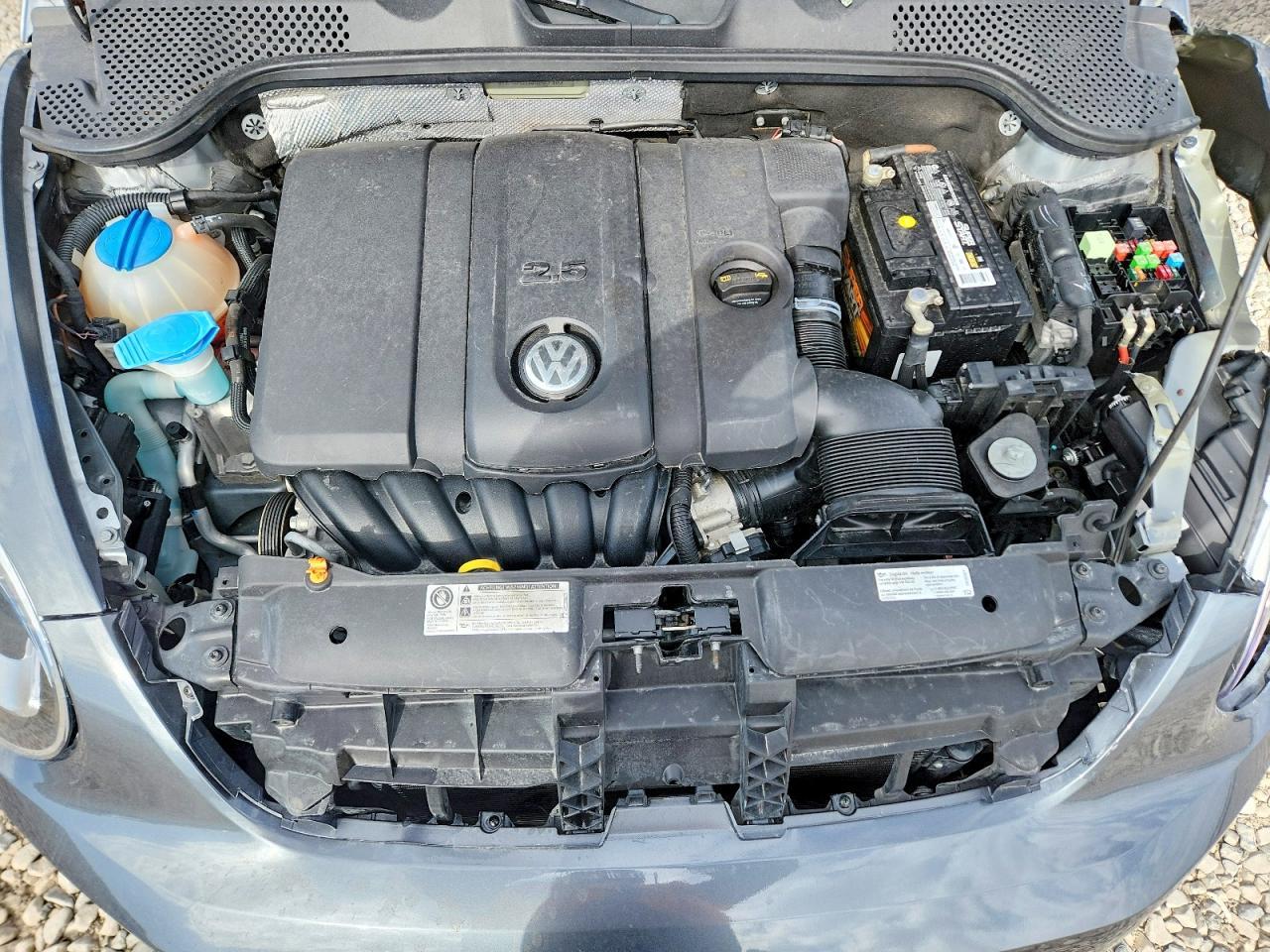 2013 VOLKSWAGEN Beetle