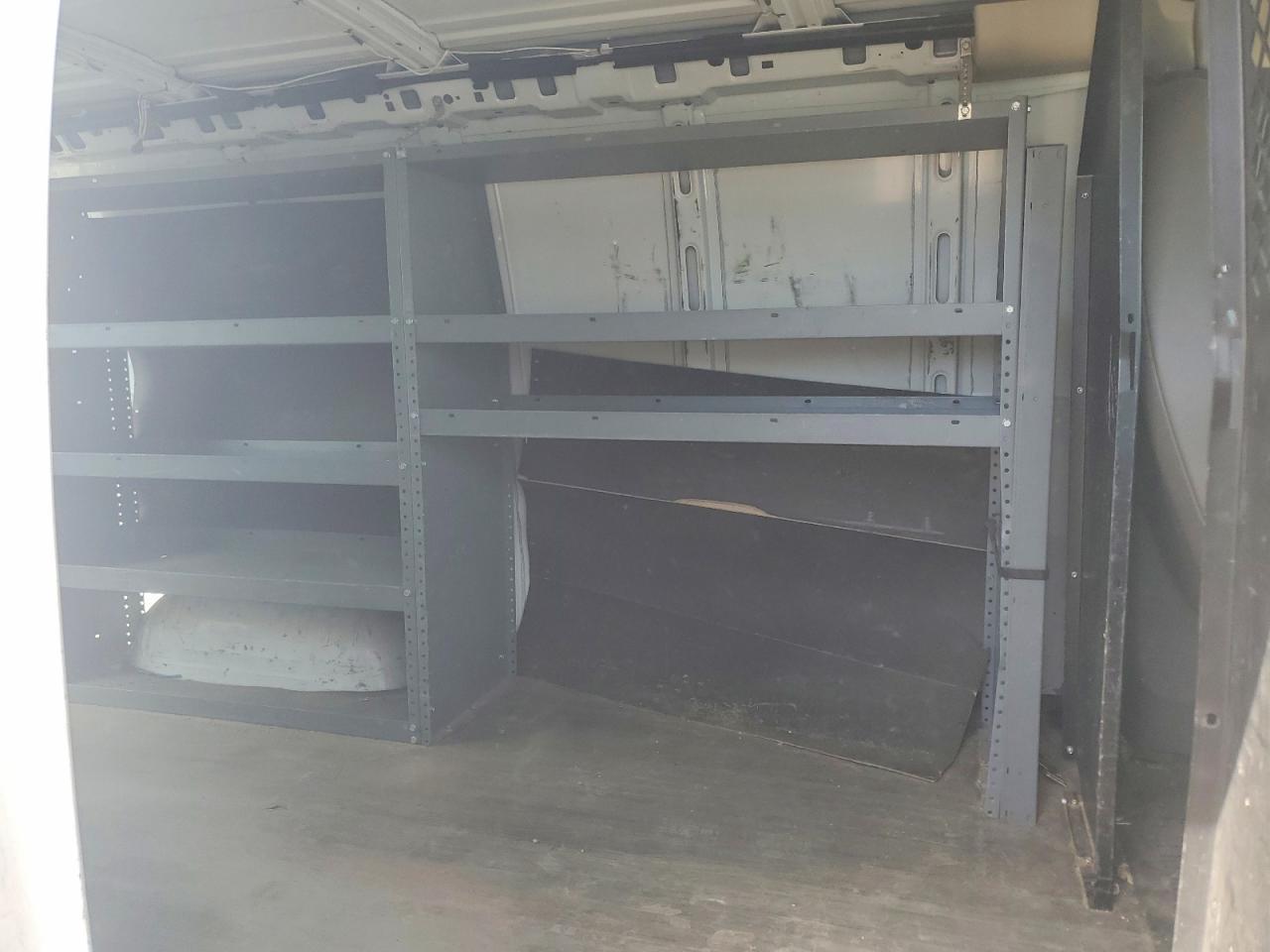 2011 CHEVROLET EXPRESS 2500
