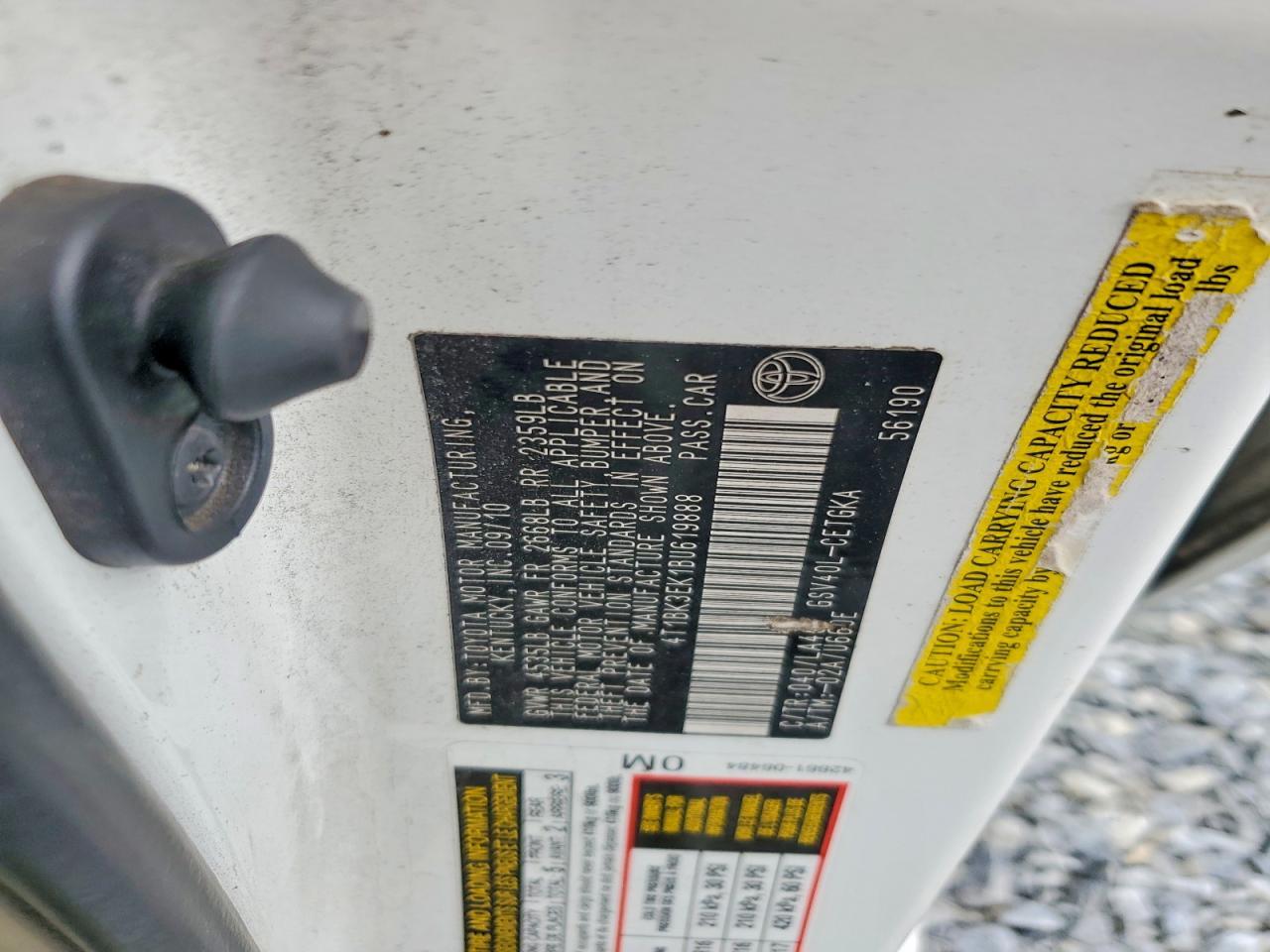 2011 TOYOTA CAMRY