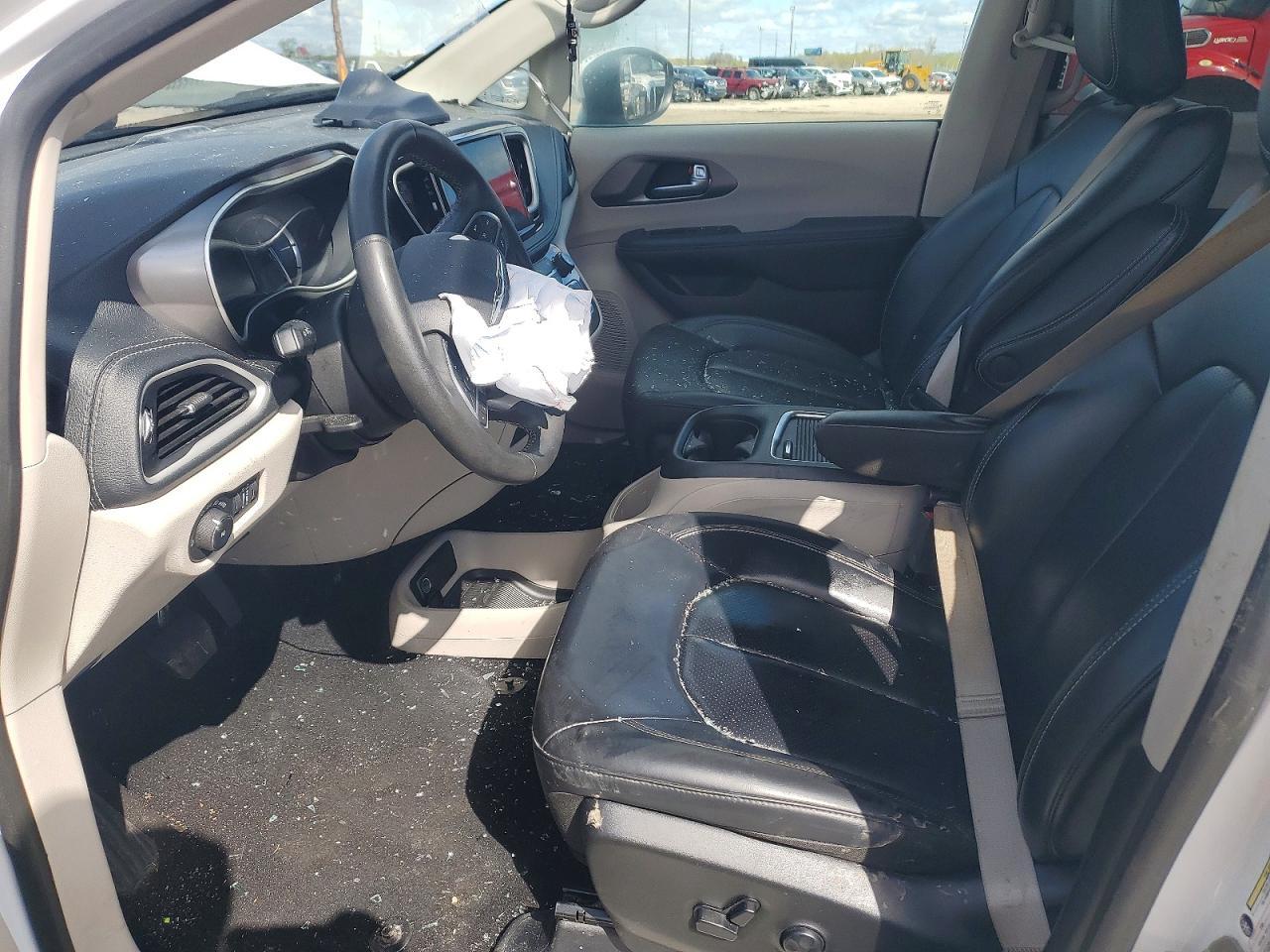 2023 CHRYSLER Pacifica