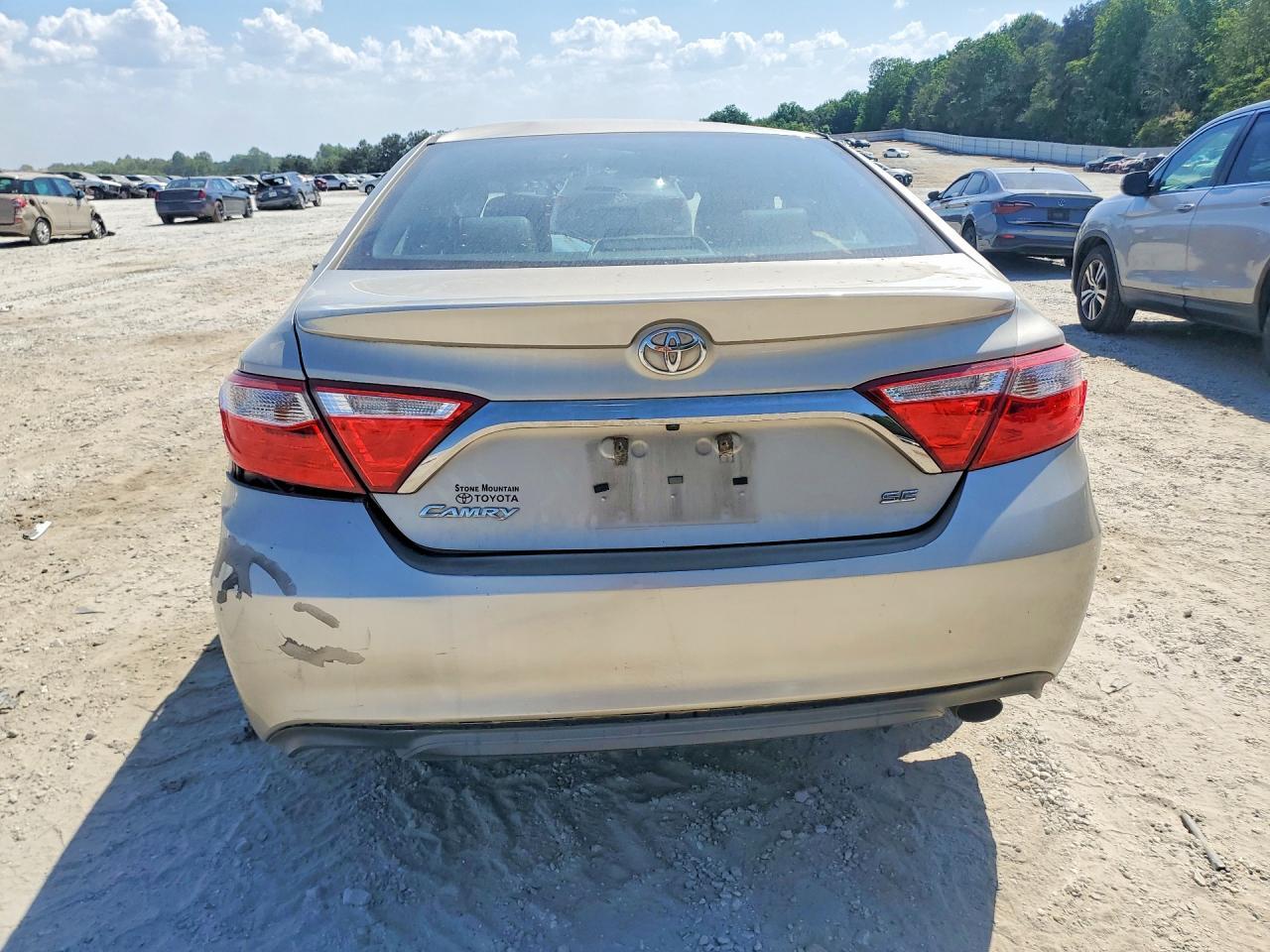 2017 TOYOTA CAMRY