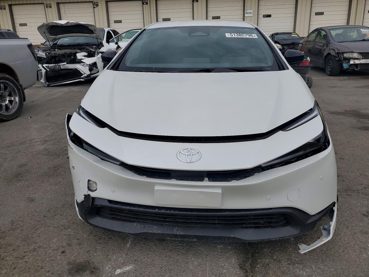 2024 TOYOTA PRIUS