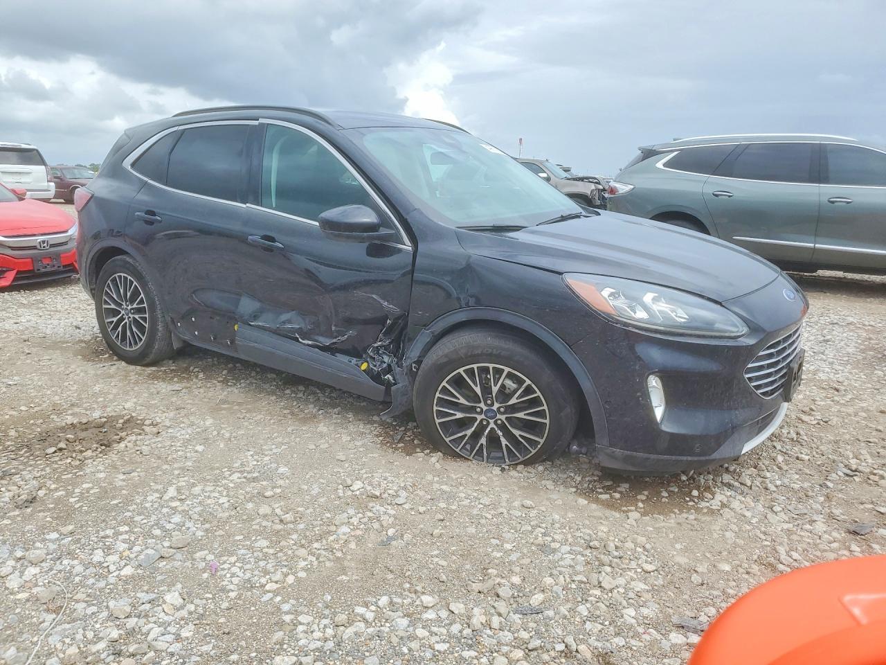 2021 FORD ESCAPE