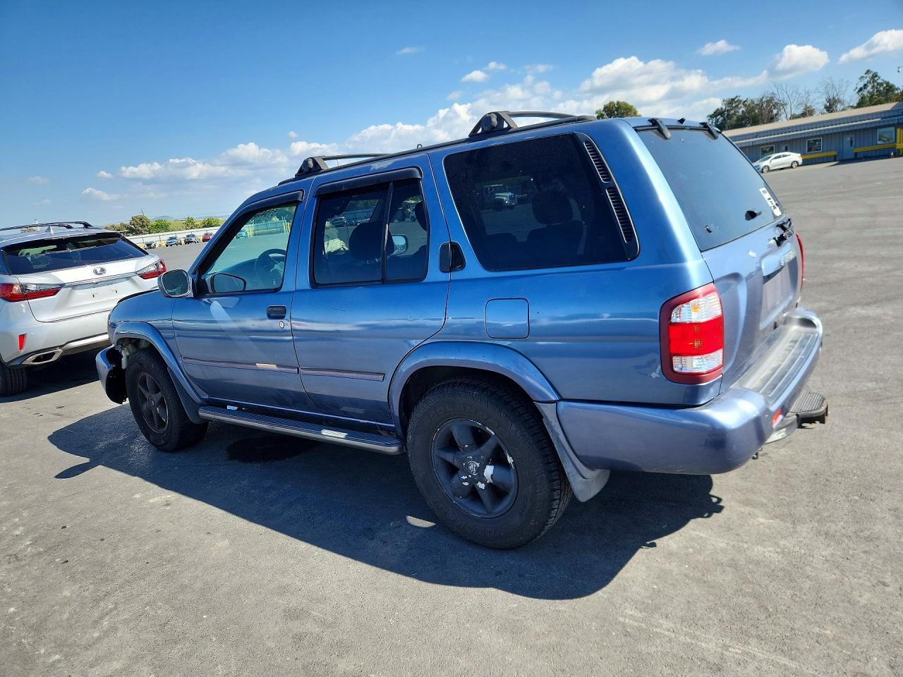 2001 NISSAN PATHFINDER