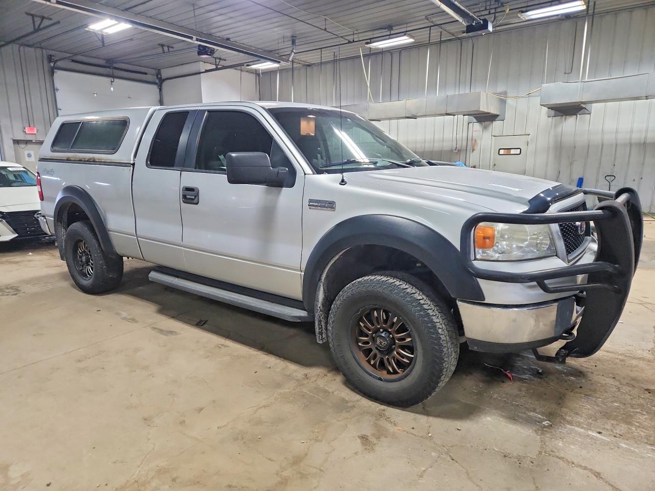 2005 FORD F-150 Lightning