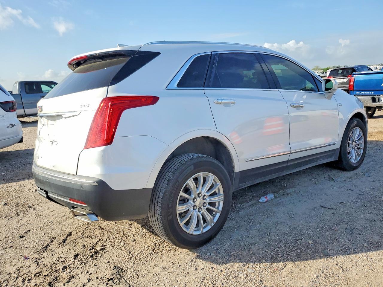 2018 CADILLAC XT5