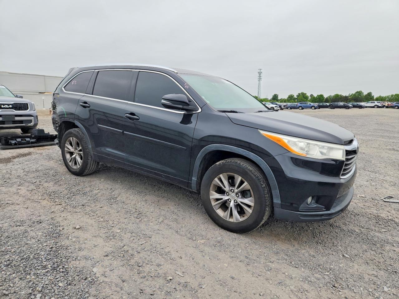 2014 TOYOTA HIGHLANDER