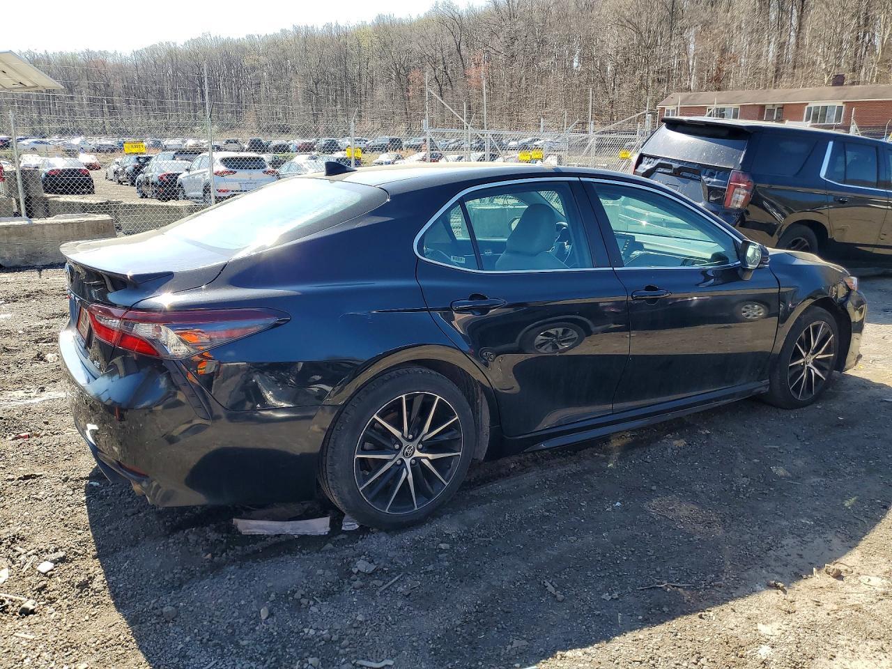 2022 TOYOTA CAMRY