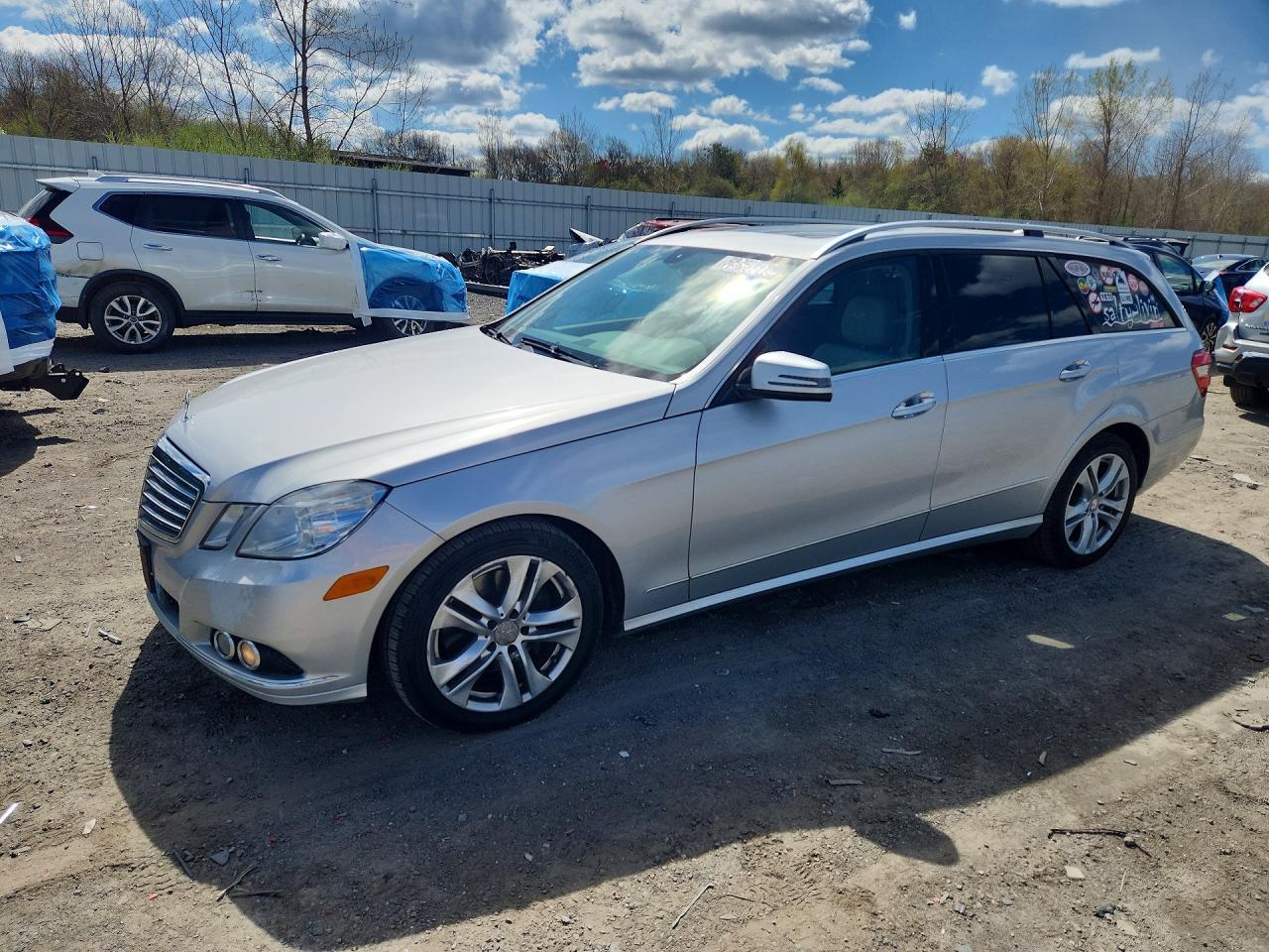 2011 MERCEDES-BENZ E-Class