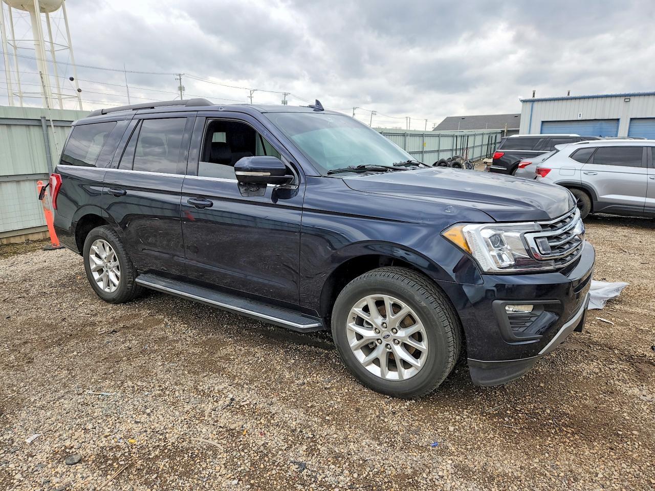 2021 FORD Expedition