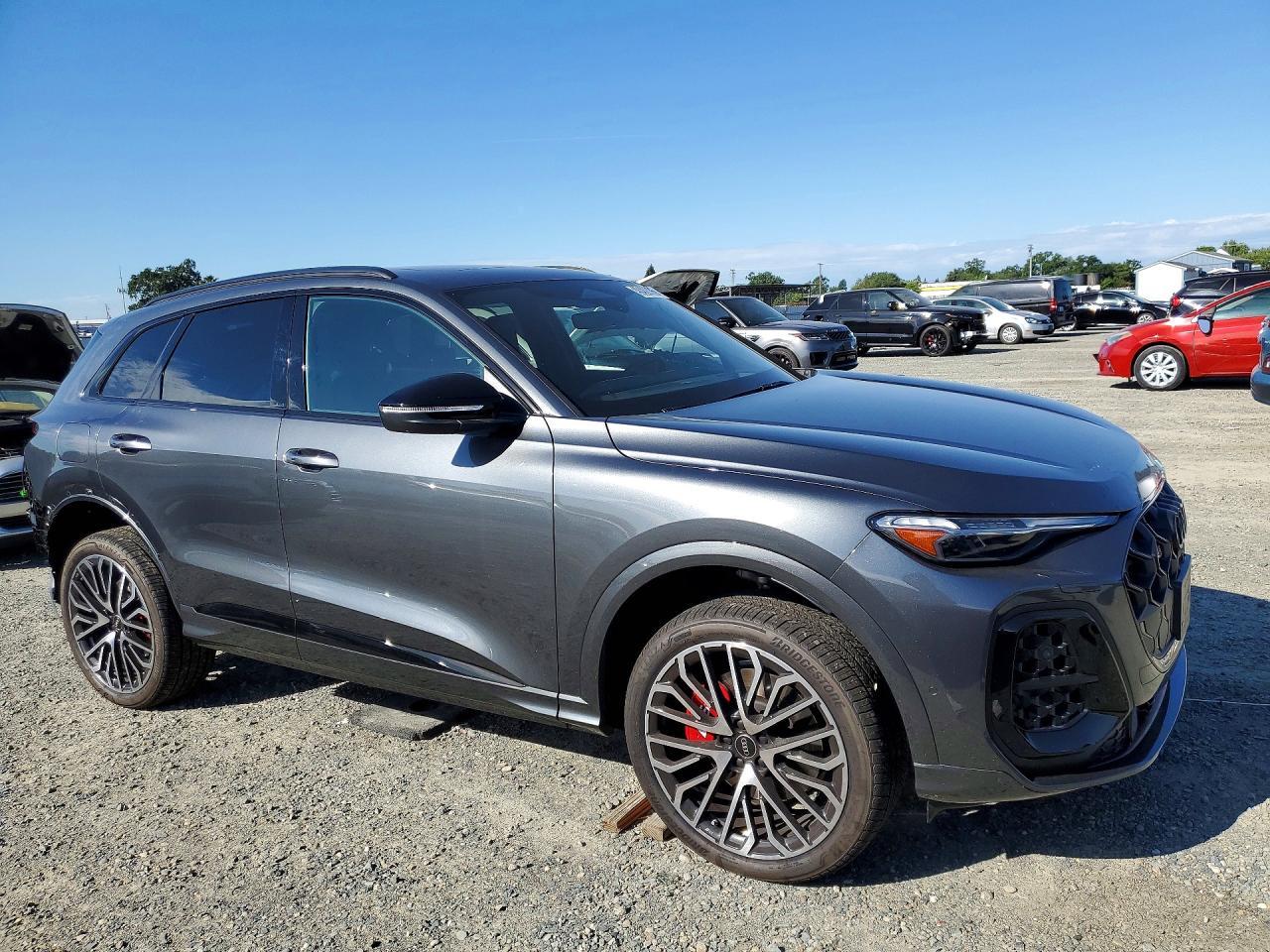 2025 AUDI SQ5