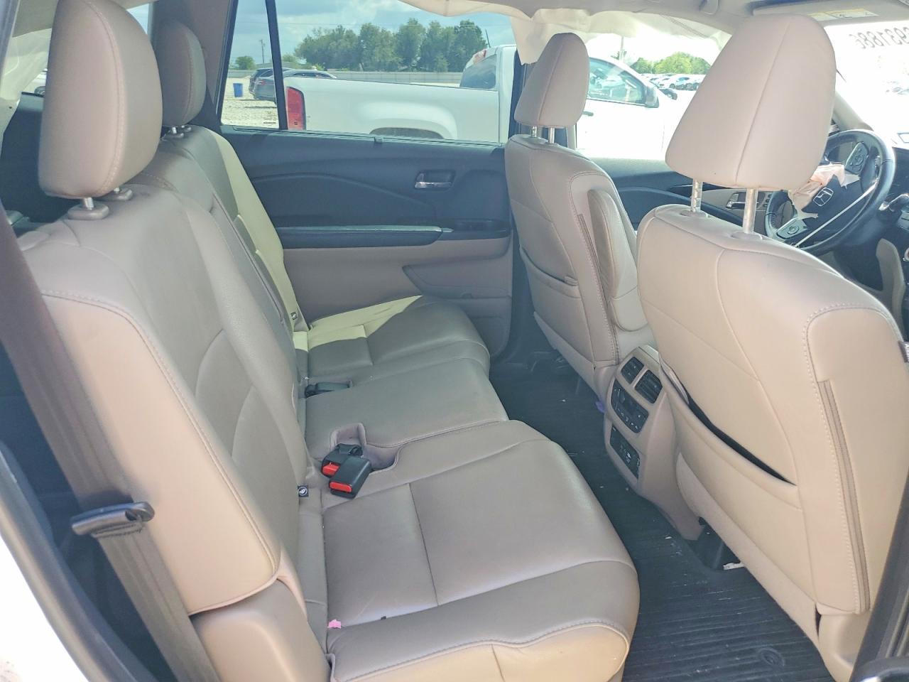 2019 HONDA PILOT