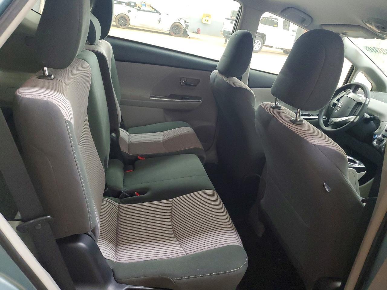 2017 TOYOTA PRIUS V