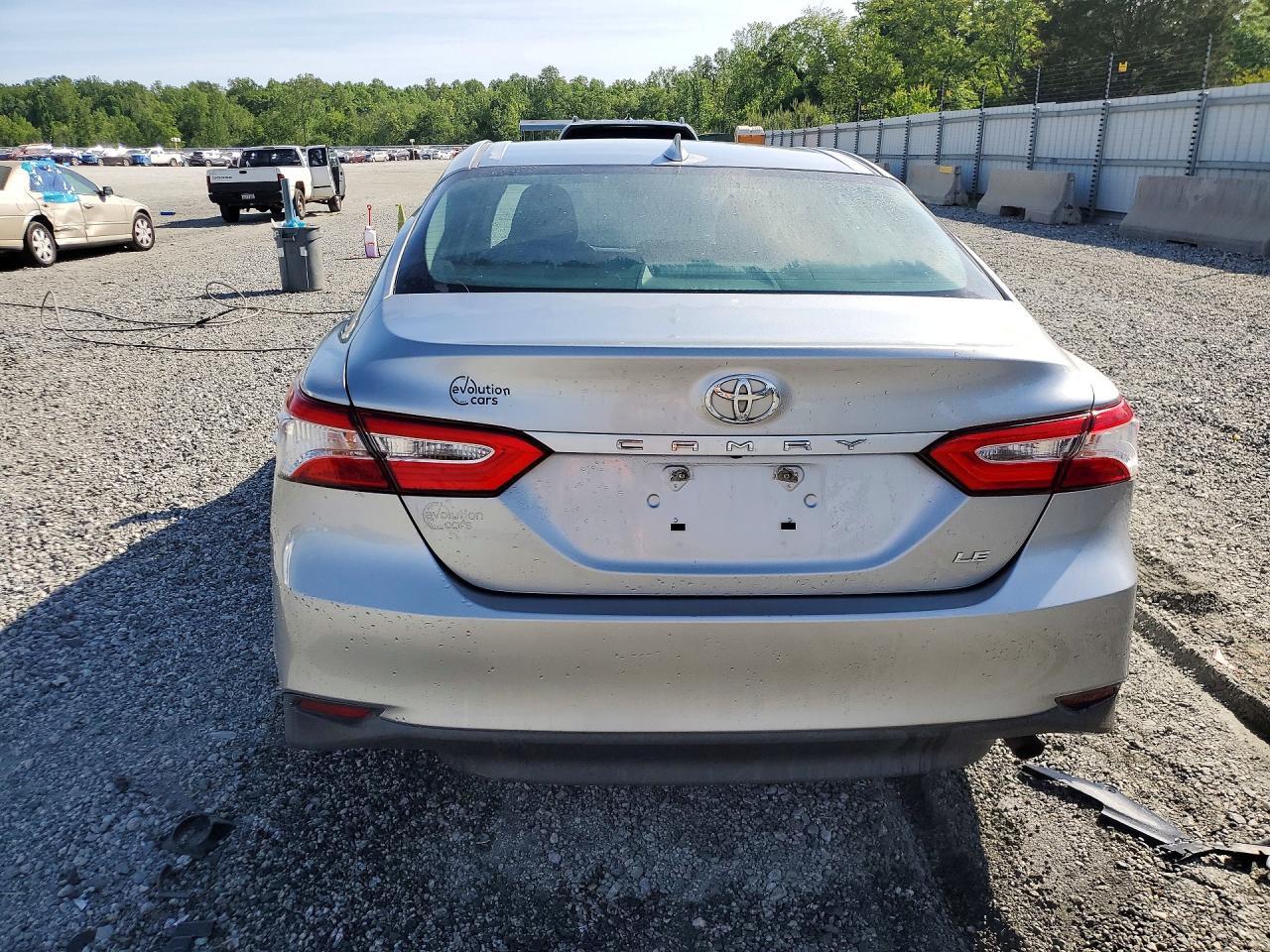 2019 TOYOTA CAMRY