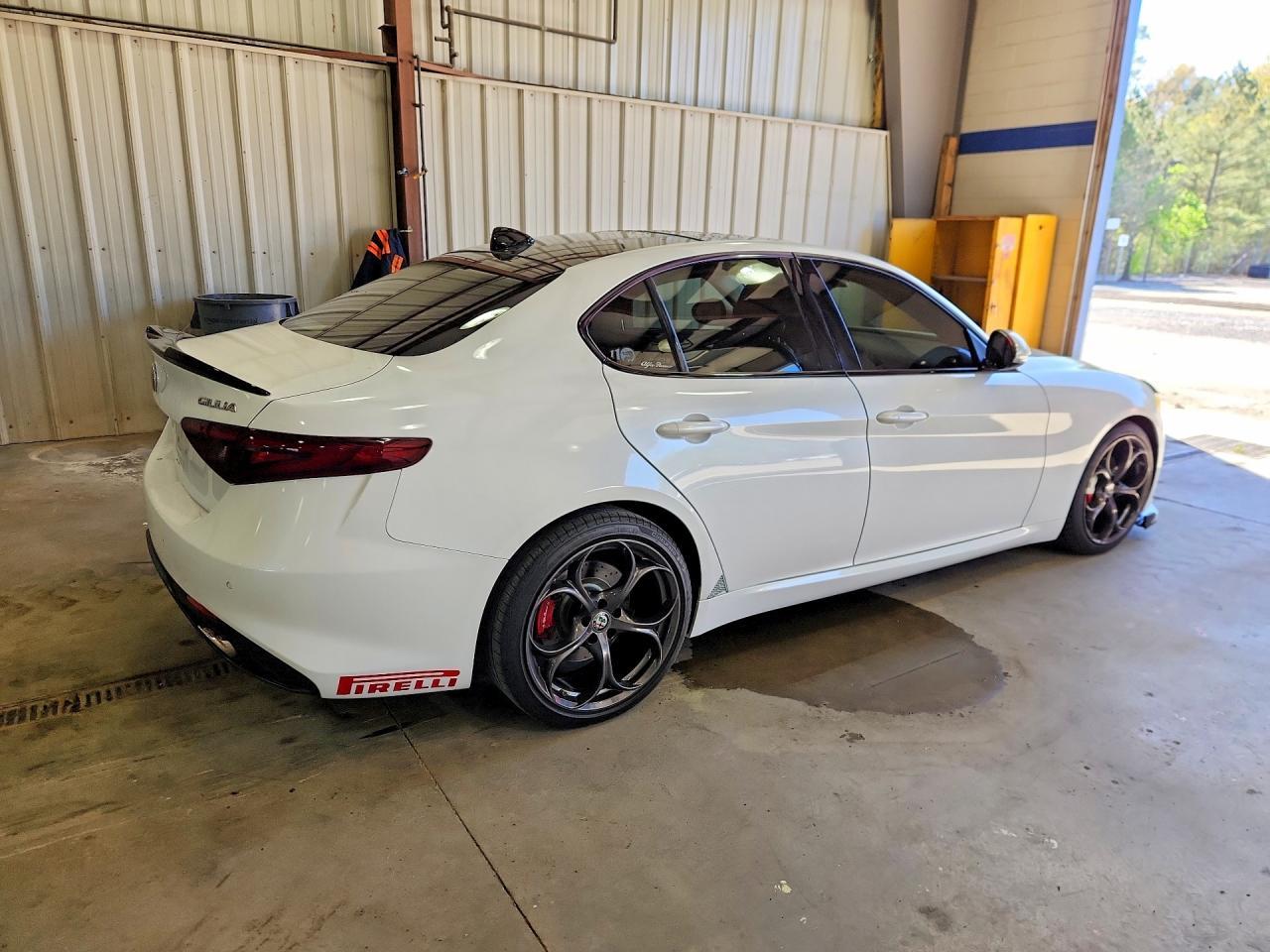 2017 ALFA ROMEO Giulia